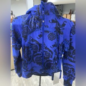 LuluLemon- Blue & Black Scuba Hoodie with front logo chest and pockets.